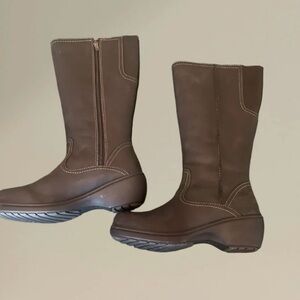 LL Bean boots size 8 worn once. To big and never returned